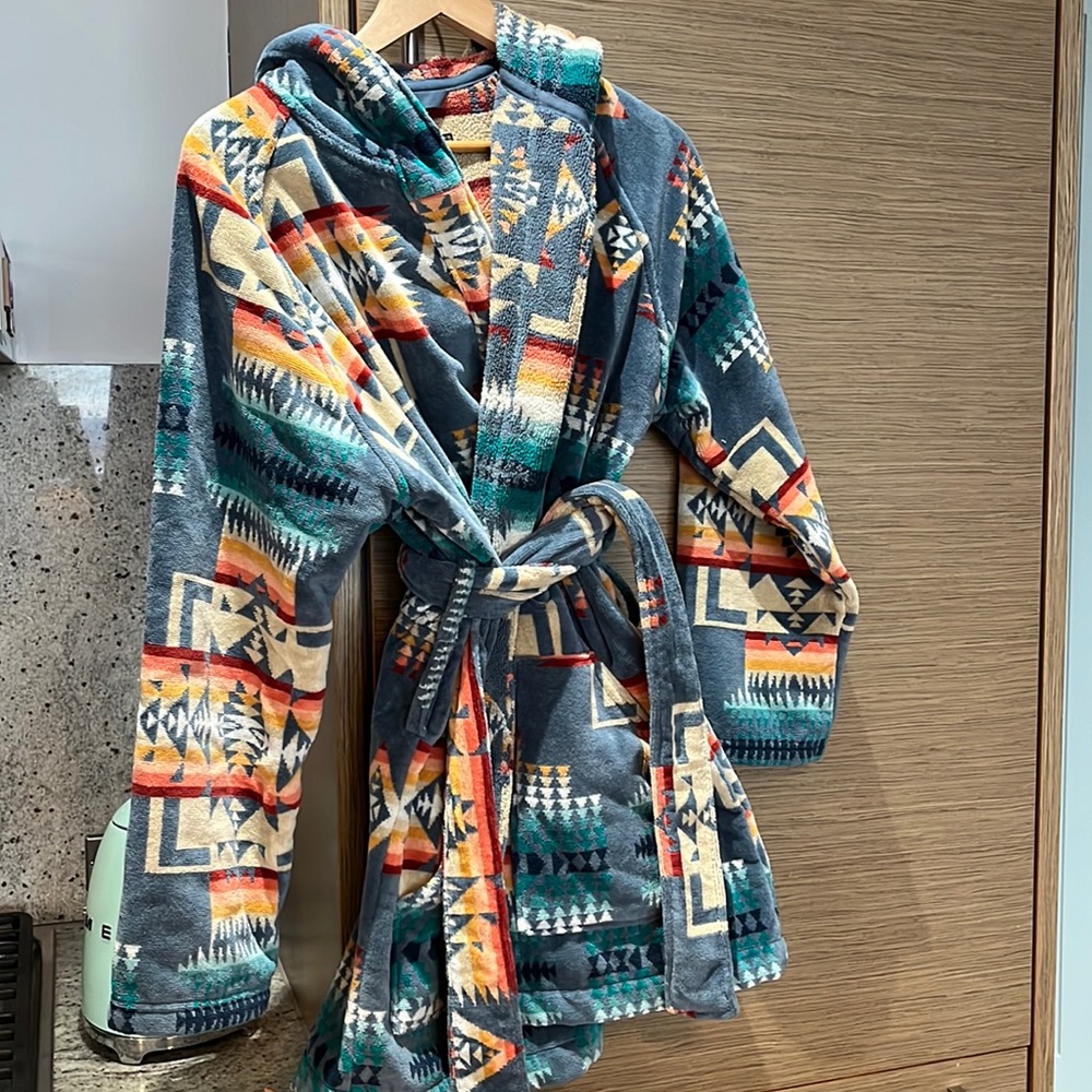 Pendleton women’s cotton terry velour robe